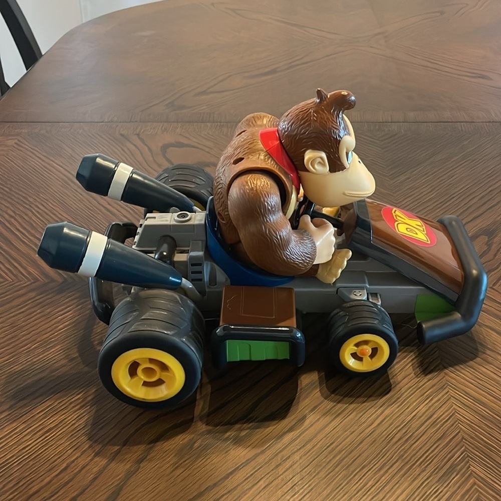 2013 Carrera RC Mario Kart 7 Donkey Kong Remote-Controlled Vehicle 1:16 Scale - Picture 12 of 17